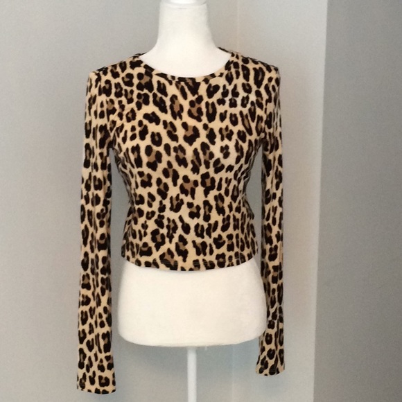 Alice + Olivia Tops - Alice t Olivia animal print top